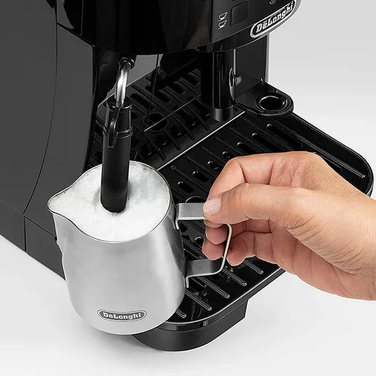 product-De_longhi_Automatic_Coffee_Machine_ECAM12.121.B_2_535x.webp