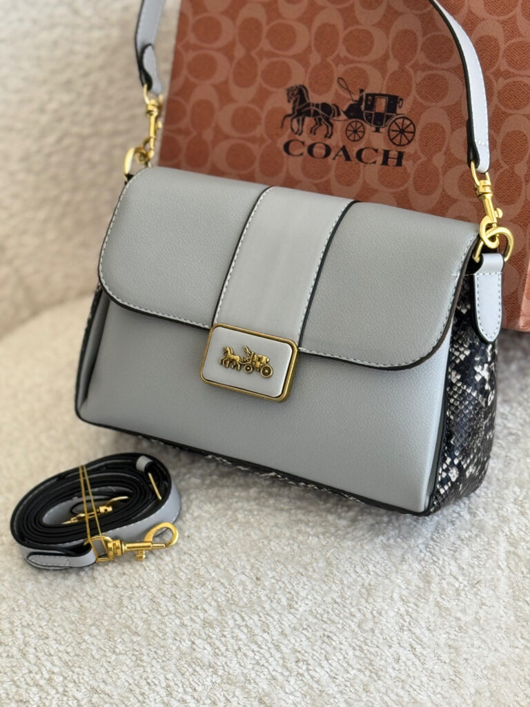 كروس من كوتش