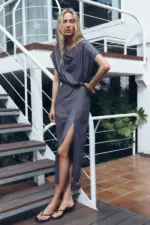 MIDI DRESS WITH GOLD APPLIQUÉ