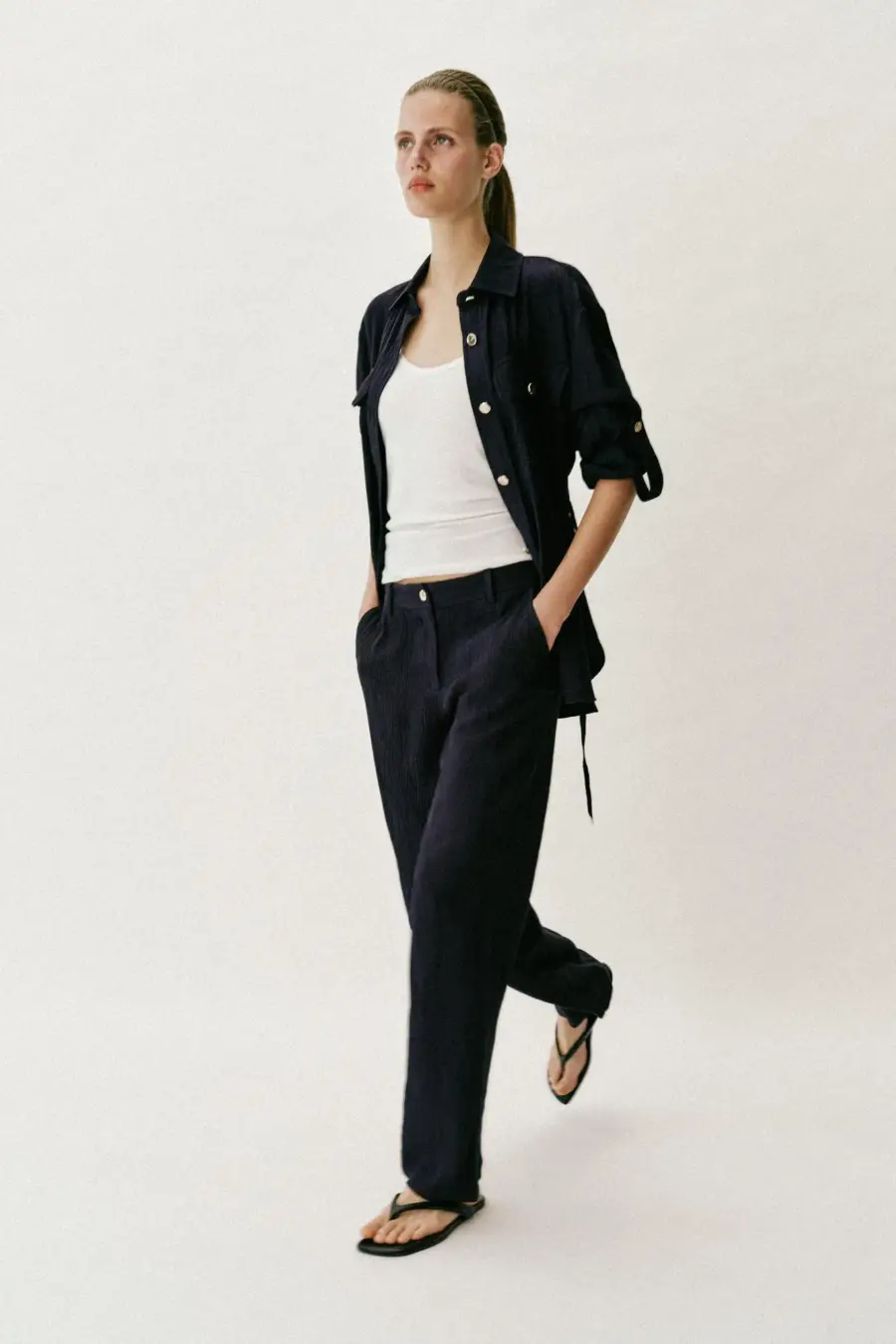 WRINKLED-EFFECT STRAIGHT TROUSERS