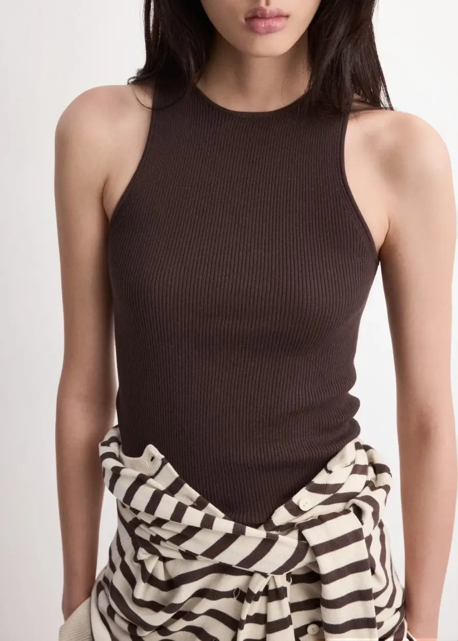 Fitted fine-knit top