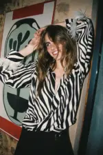 ANIMAL PRINT FEATHER SHIRT