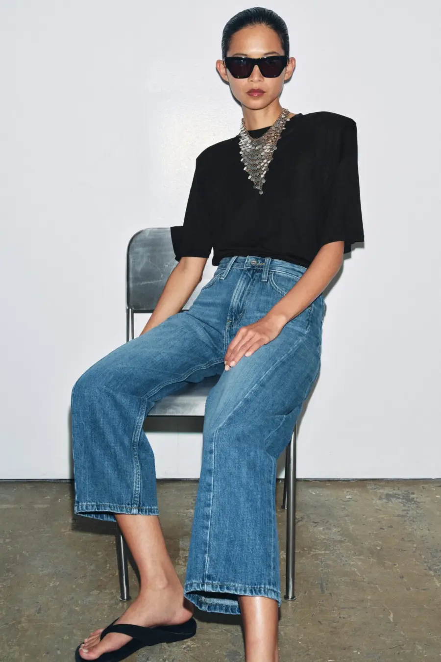 ZW COLLECTION ANKLE RELAXED FIT MID-WAIST JEANS