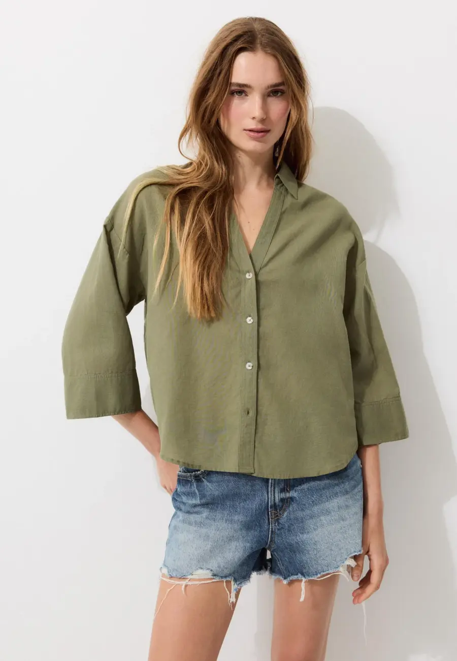 Linen-effect kimono sleeve shirt