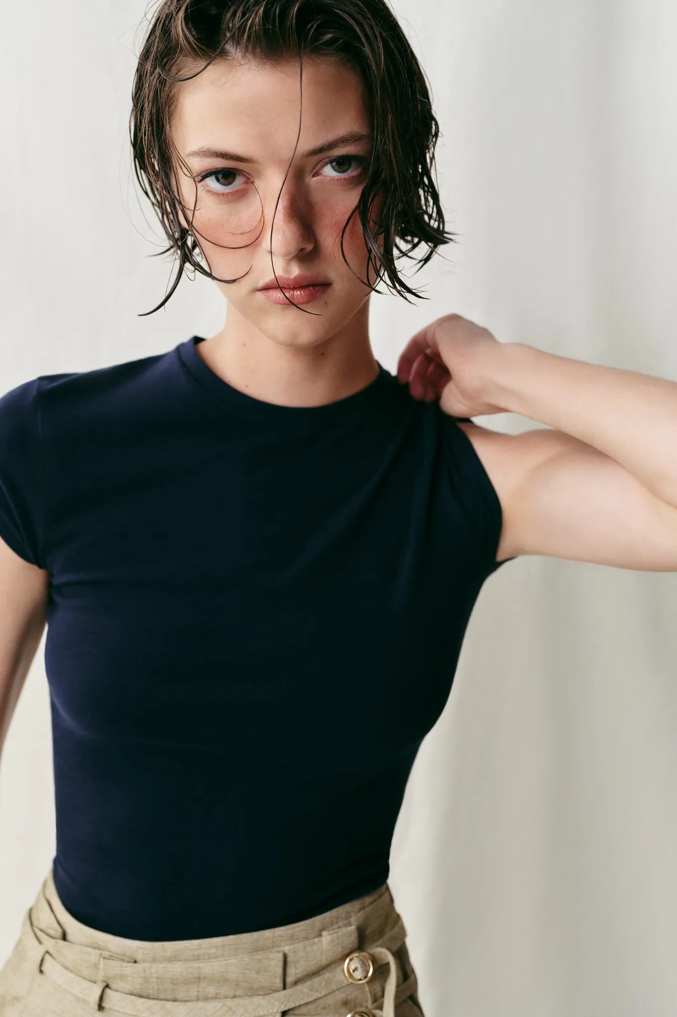 SLIM FIT SHORT SLEEVE T-SHIRT