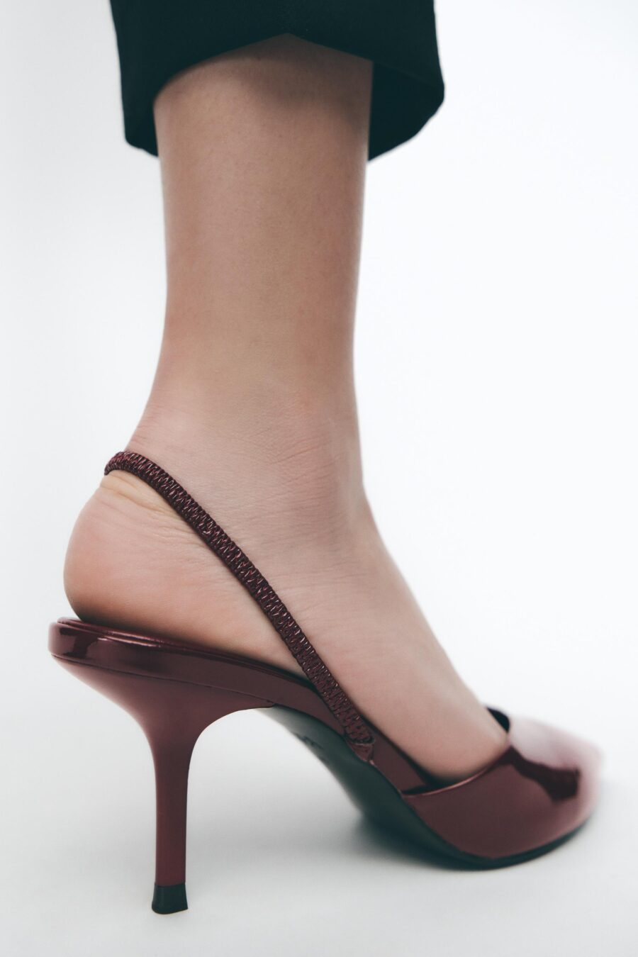 PATENT-EFFECT SLINGBACK SHOES