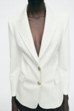 FITTED BLAZER WITH SHOULDER PADS