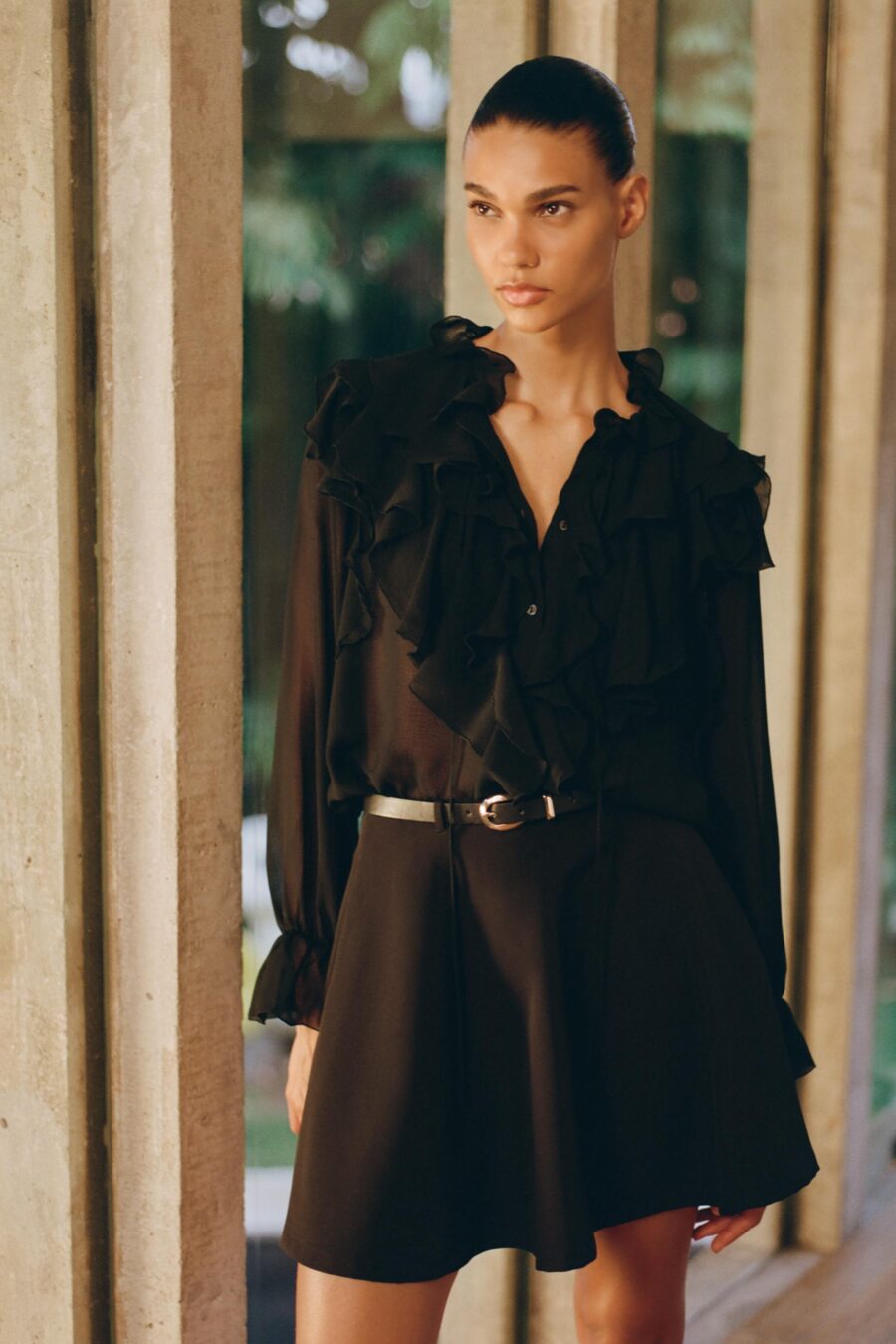 CREPE RUFFLE SHIRT