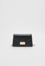CROSSBODY BAG WITH CHAIN