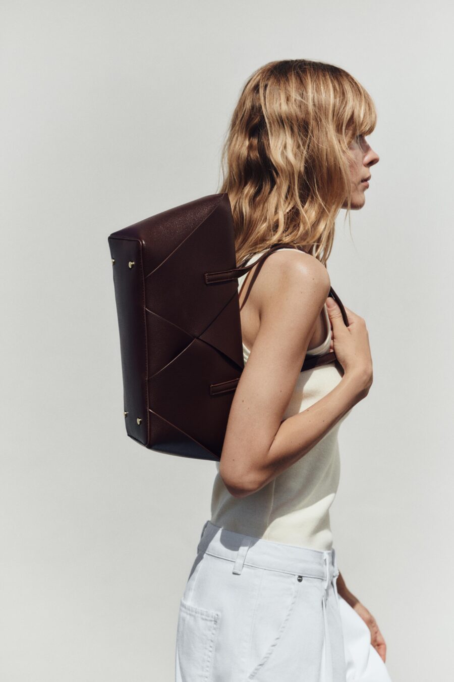 WOVEN ELONGATED HANDBAG