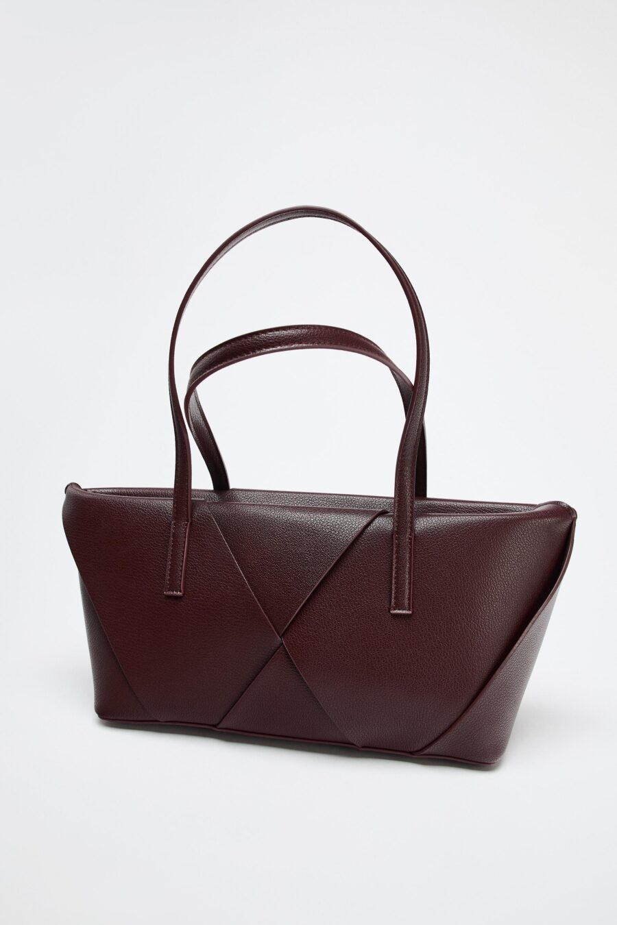 WOVEN ELONGATED HANDBAG