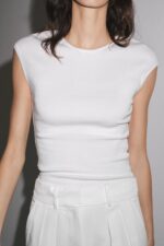 RIBBED T-SHIRT