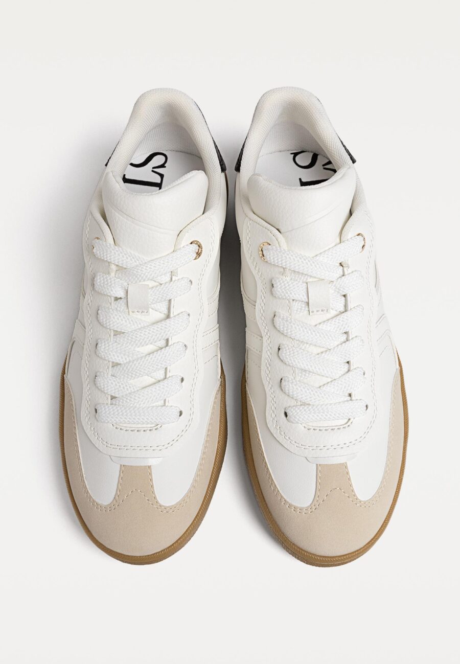 Retro casual sneakers