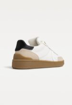 Retro casual sneakers