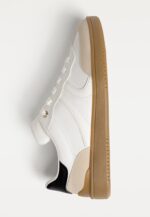 Retro casual sneakers
