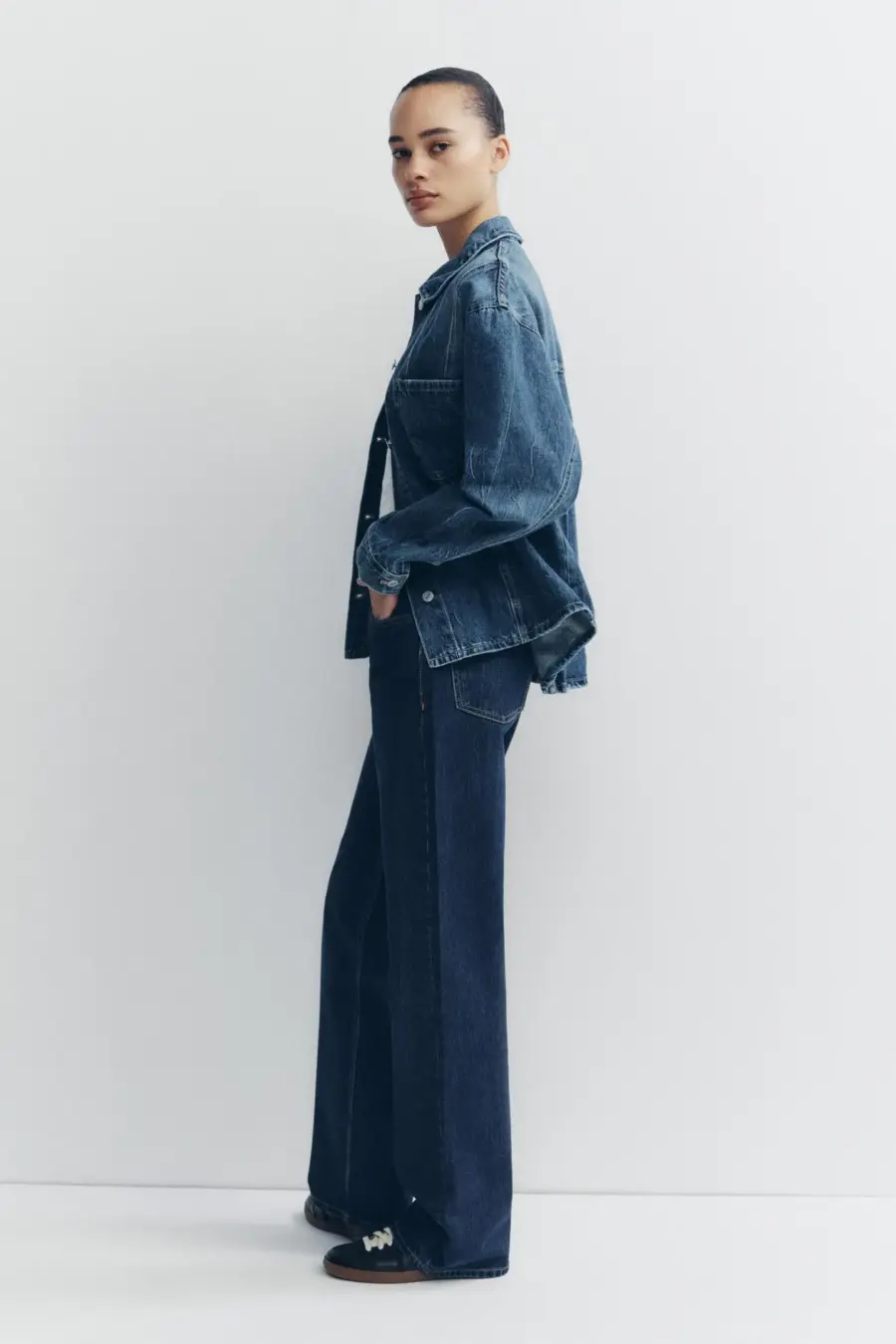 MID-RISE WIDE-LEG TRF JEANS