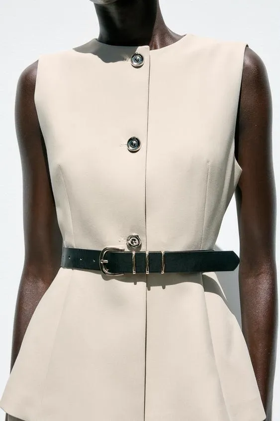 LONG WAISTCOAT WITH BELT