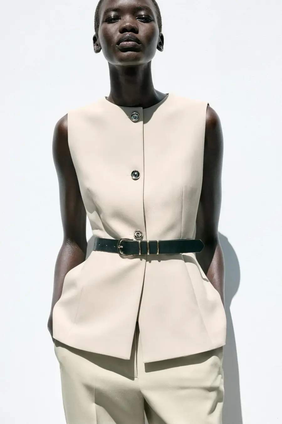 LONG WAISTCOAT WITH BELT