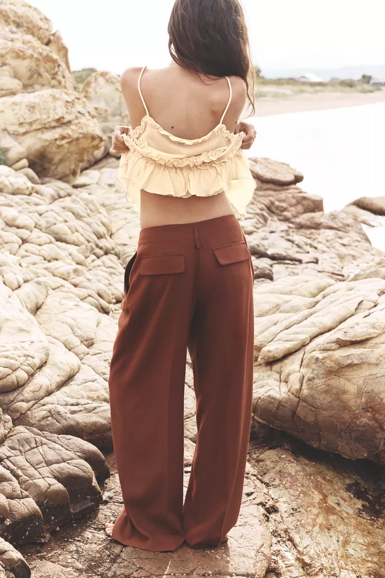 WIDE-LEG TROUSERS WITH DARTS