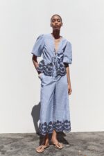 STRIPED EMBROIDERED TOP