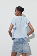 SHORT SLEEVE SHIRT WITH RUFFLE