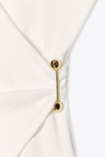 TEXTURED CLASP TOP