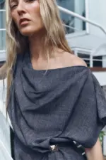 MIDI DRESS WITH GOLD APPLIQUÉ
