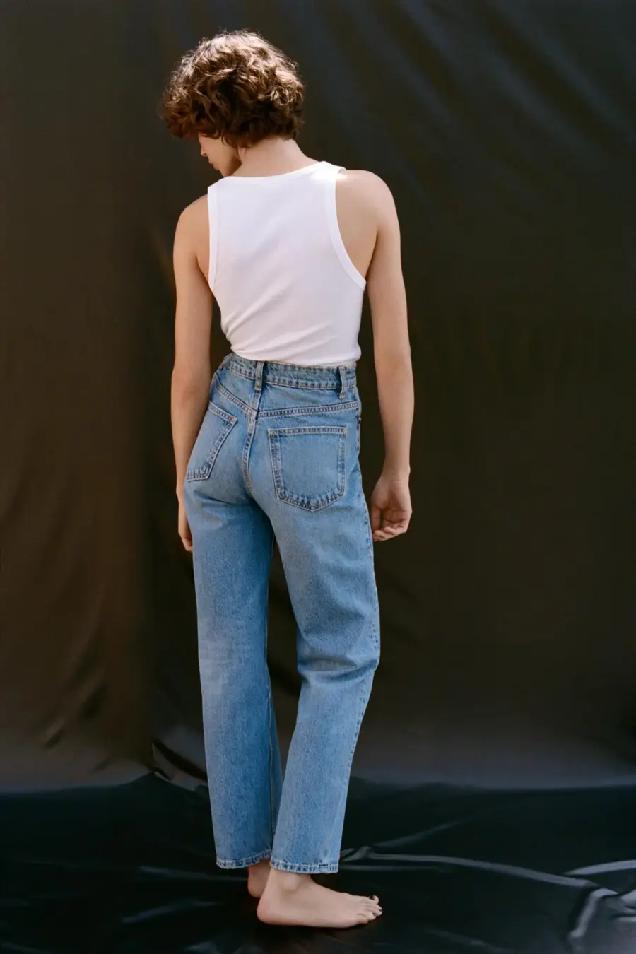 TRF MOM FIT HIGH-WAIST JEANS
