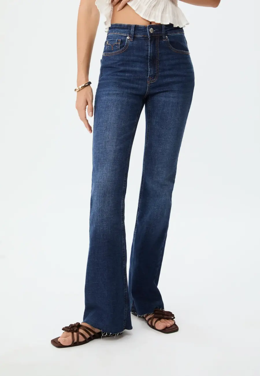 Slit fit flared jeans
