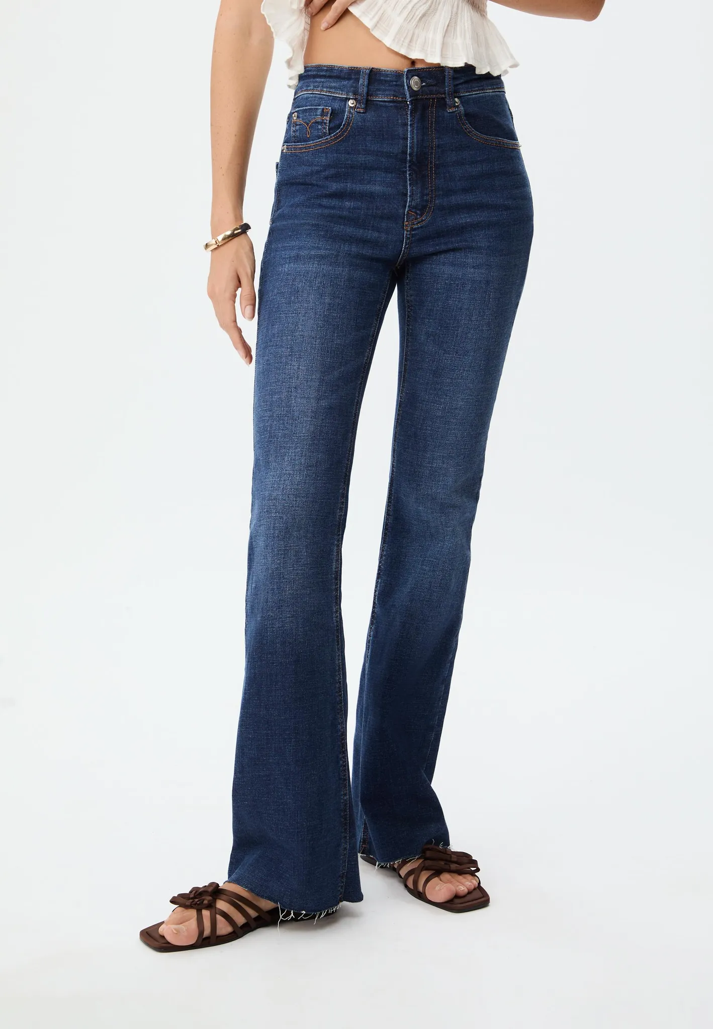 Slit fit flared jeans