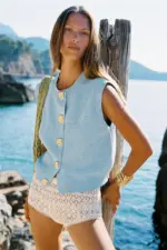 GOLD BUTTON TEXTURED KNIT WAISTCOAT TOP