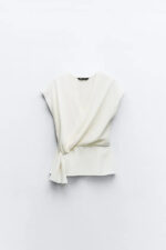 Crepe top with knot