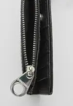 Basic zip-up purse