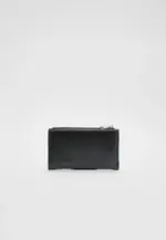 Basic zip-up purse