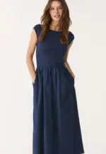 Contrasting midi dress