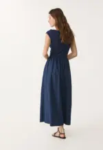 Contrasting midi dress