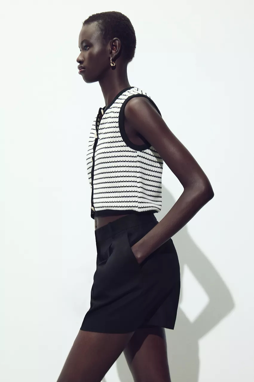 JACQUARD BUTTON WAISTCOAT TOP