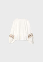 FLOWING EMBROIDERED BLOUSE