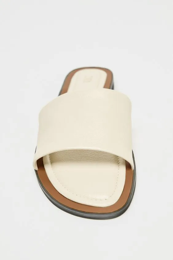 SOFT LEATHER SLIDES