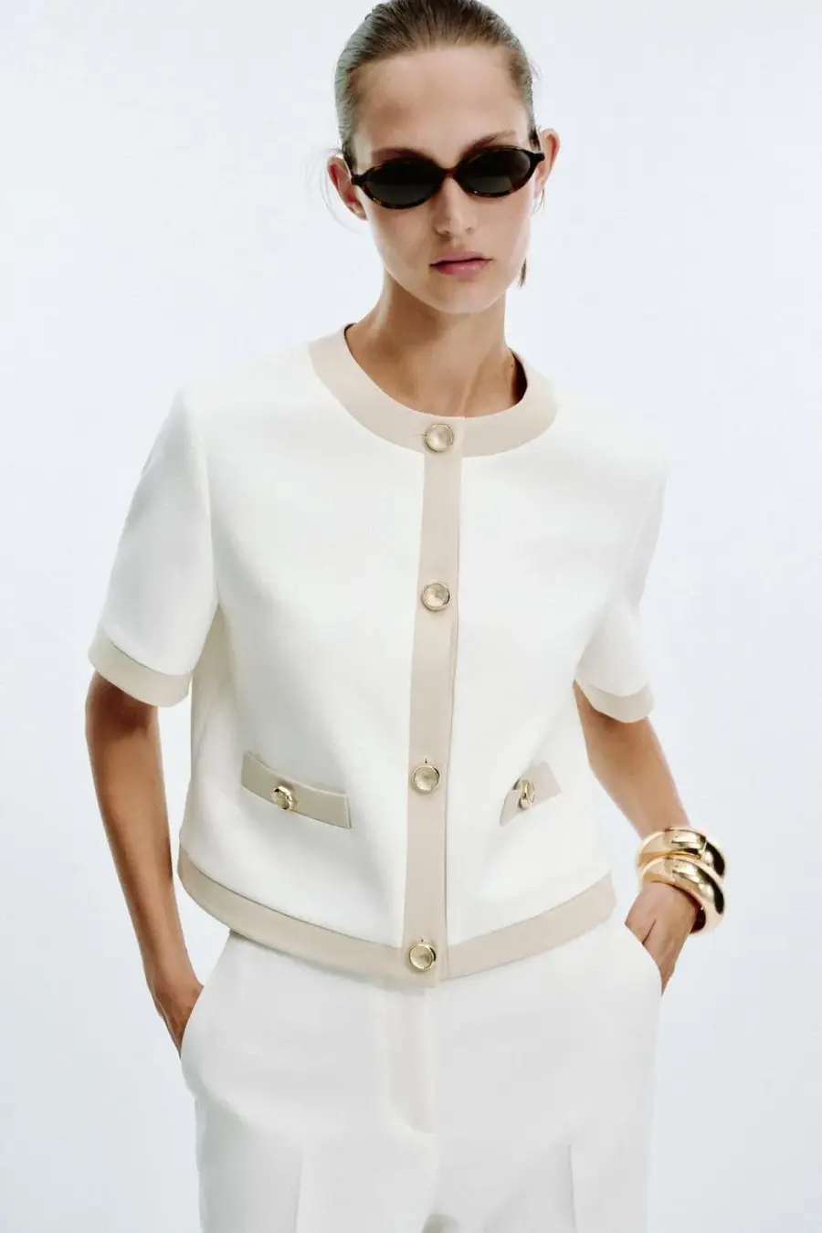 CONTRAST SHORT SLEEVE BLAZER