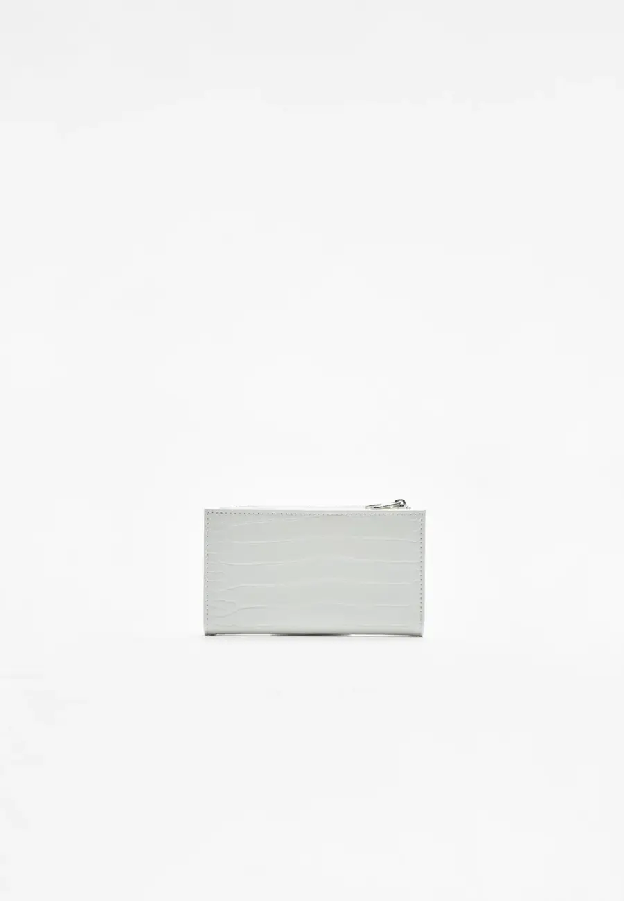 Basic mock croc wallet
