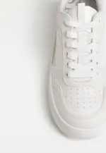 Women’s trainers