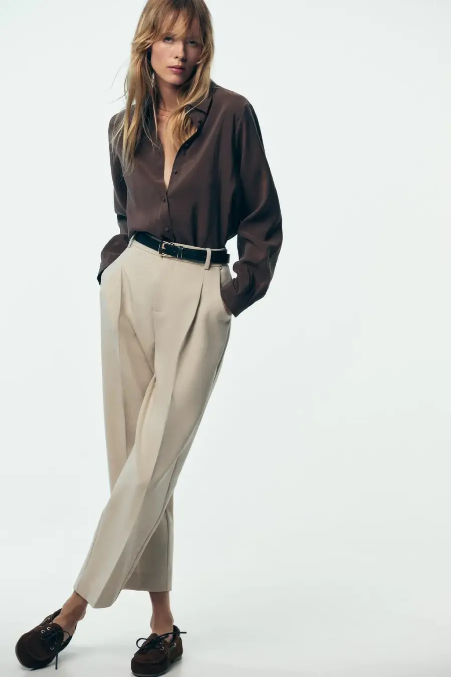 DARTED TROUSERS WITH BELT