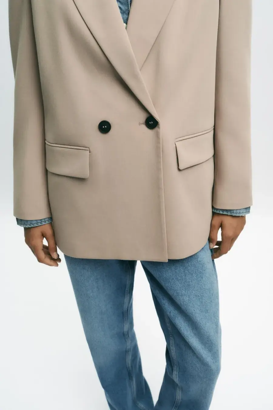 OVERSIZED DOUBLE-BREASTED BLAZER