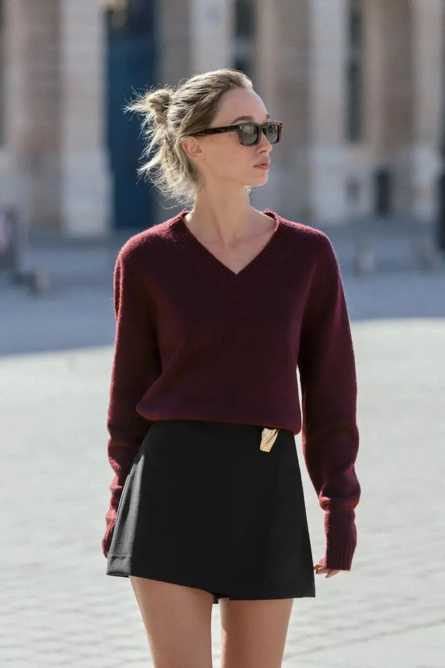 V-NECK KNIT SWEATER