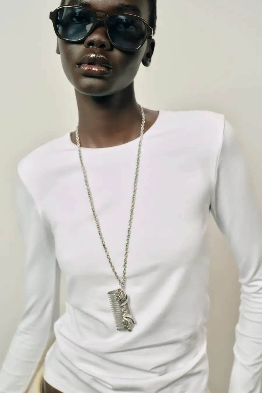 BASIC COTTON T-SHIRT