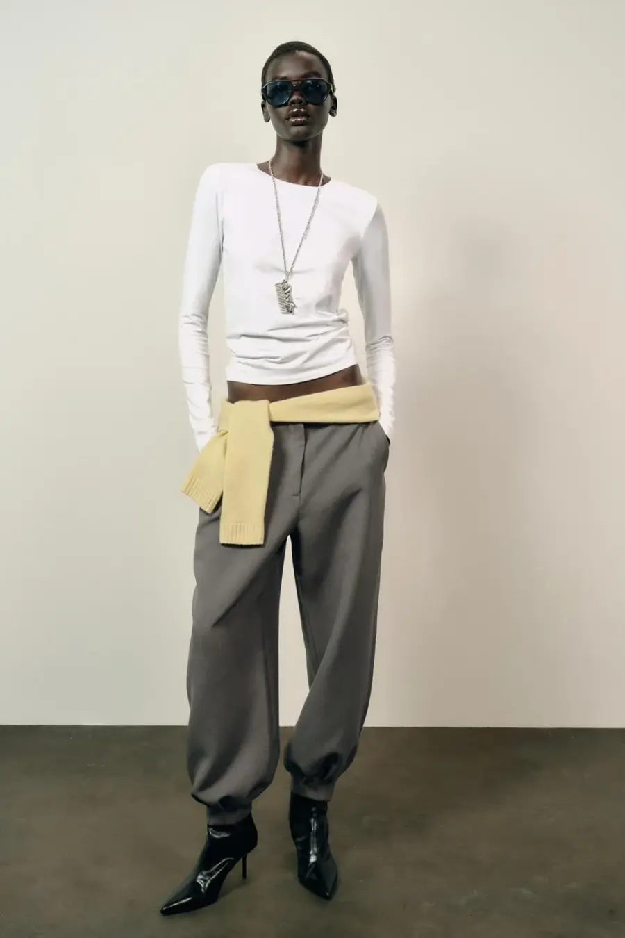 BASIC COTTON T-SHIRT