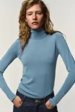 BASIC HIGH NECK KNIT SWEATER