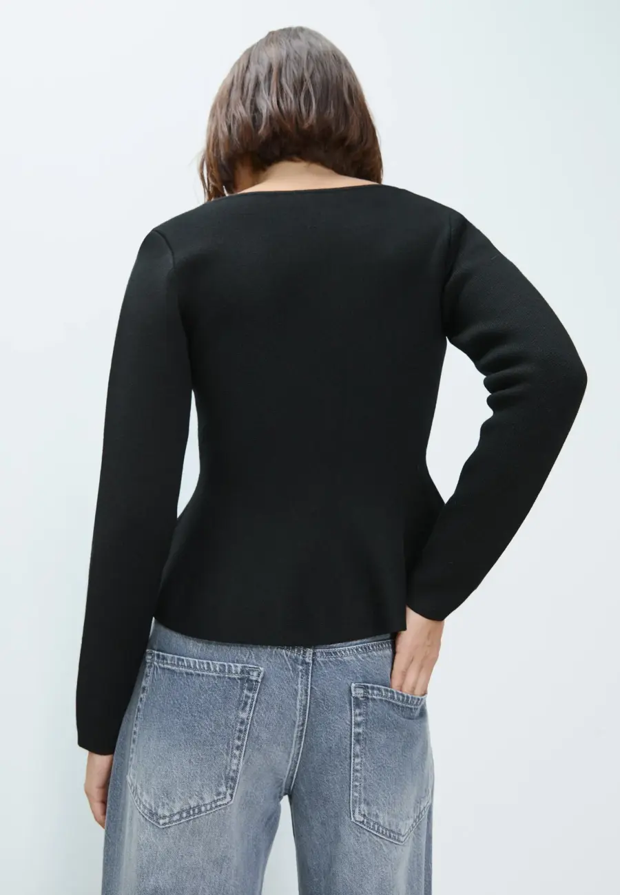 Buttoned peplum knit cardigan