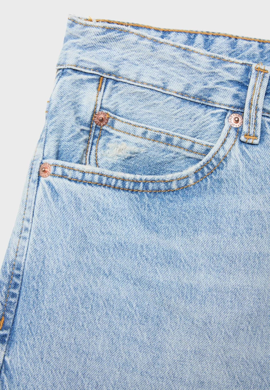 D98 STRAIGHT-LEG VINTAGE EFFECT JEANS